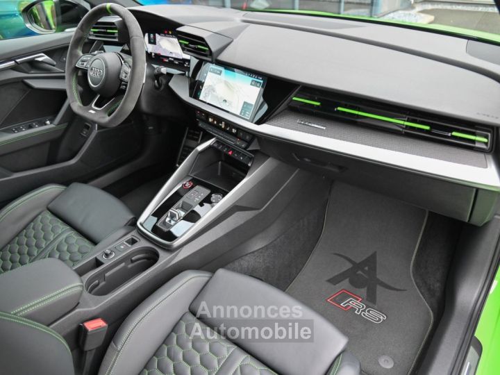 Audi RS3 Limousine 25 TFSI RS-Design - 11