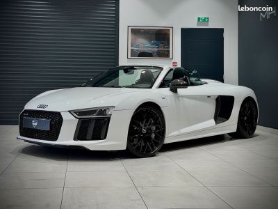 Audi R8 Spyder II FACELIFT 52 FSI V10 540 Ch QUATTRO S-TRONIC 7 PACK BLACK INT EXT CARBONE FEUX LAZER CÉRAMIQUE MAGNETIC RIDE B&O ECHAP SPORT FULL OPTION ÉTAT NEUF   - 1