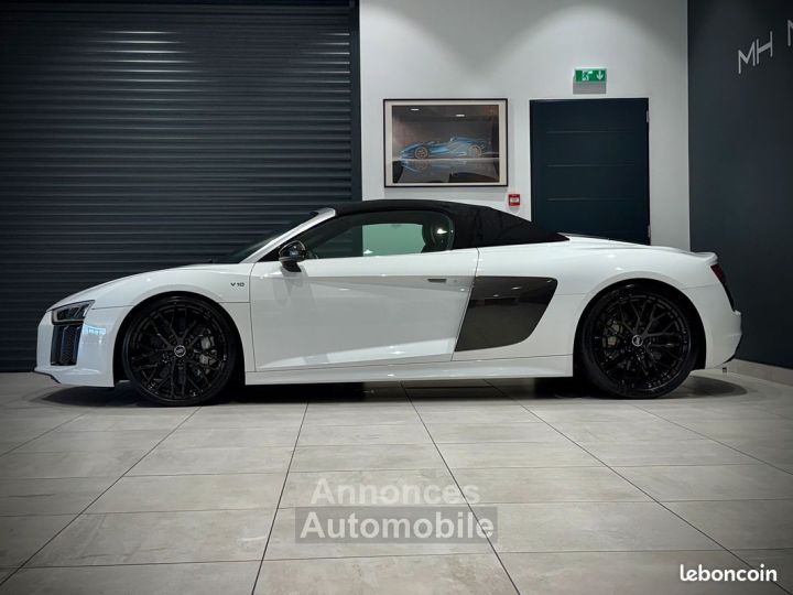 Audi R8 Spyder II FACELIFT 52 FSI V10 540 Ch QUATTRO S-TRONIC 7 PACK BLACK INT EXT CARBONE FEUX LAZER CÉRAMIQUE MAGNETIC RIDE B&O ECHAP SPORT FULL OPTION ÉTAT NEUF - 2