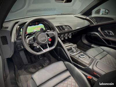 Audi R8 Spyder II FACELIFT 52 FSI V10 540 Ch QUATTRO S-TRONIC 7 PACK BLACK INT EXT CARBONE FEUX LAZER CÉRAMIQUE MAGNETIC RIDE B&O ECHAP SPORT FULL OPTION ÉTAT NEUF   - 4