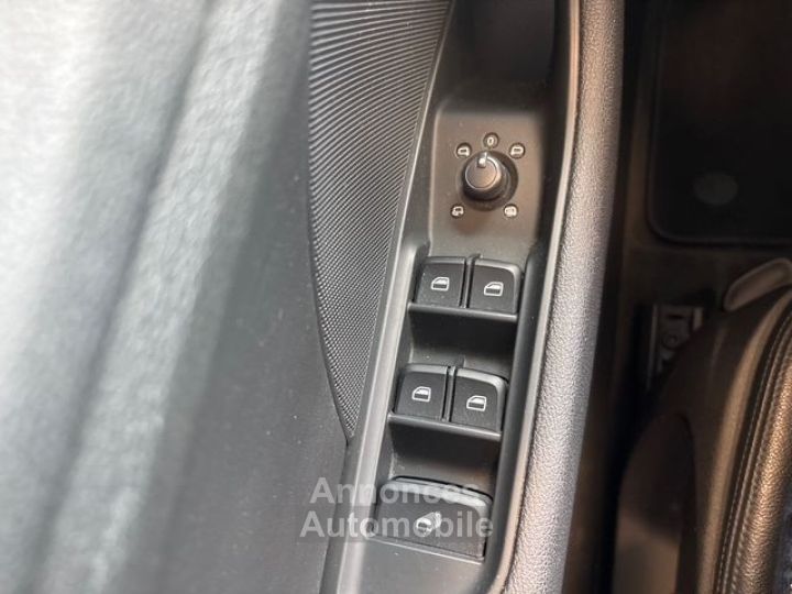 Audi A3 cabriolet 16 TDI 110ch AMBITION LUXE - 27