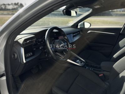 Audi A3 Sportback 20 35 TDI - 150 - BV S-Tronic 7  8Y Business Line PHASE 1   - 10