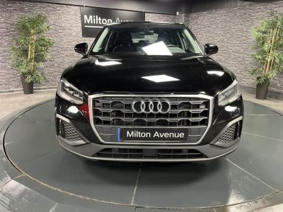 Audi Q2 15 35 TFSI - 150 - BV S-tronic Business line   - 8