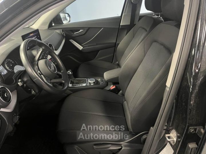 Audi Q2 15 35 TFSI - 150 - BV S-tronic Business line - 12
