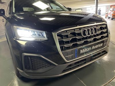 Audi Q2 15 35 TFSI - 150 - BV S-tronic Business line   - 36