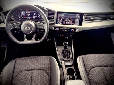 Audi A1 Sportback 10TFSI FULL S-LINE MATRIX LED CARPLAY   - 14