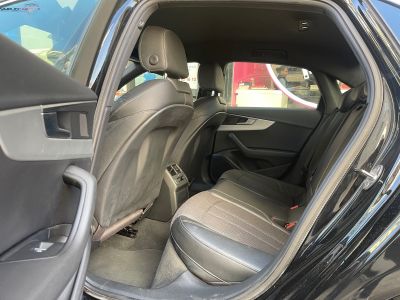 Audi A4 20 TDI ultra 150 S tronic 7 S line   - 7