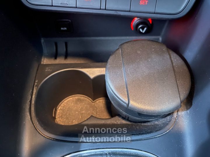 Audi A1 12 TFSI 86 S LINE - 32