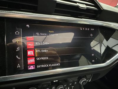 Audi Q3 Sportback 45 TFSIe  245 ch S tronic 6 S line   - 21