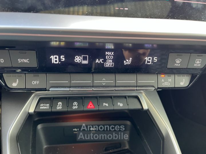 Audi RS3 SPORTBACK 400cv - 22