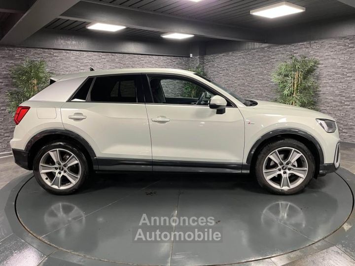 Audi Q2 20 30 TDI - 116 S Line - 6