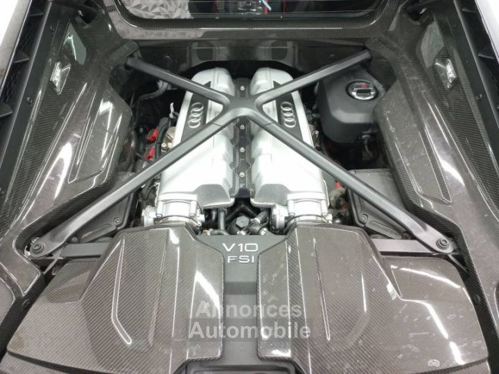 Audi R8 V10 52 FSI 620 S tronic 7 Performance Quattro - 12