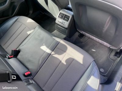 Audi A4 20 TDI 150 CH S-LINE   - 9