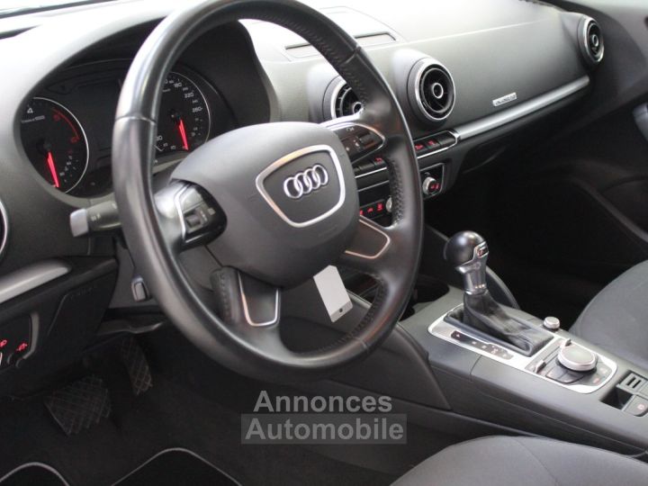 Audi A3 Sportback SPORT-DESIGN QUATTRO DSG - 3