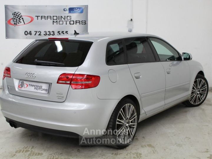 Audi A3 Sportback 20 TFSI Ambition Quattro S-tronic - 2