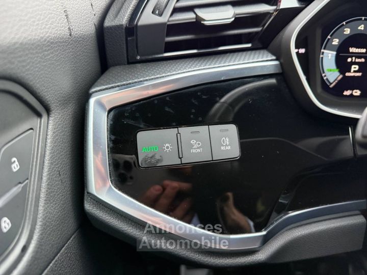 Audi Q3 Sportback 45 TFSIe  245 ch S tronic 6 S line - 43