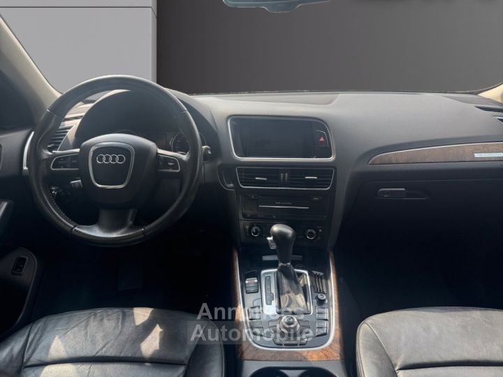 Audi Q5 V6 30 TDI 240 DPF Quattro Avus S tronic 7 - 2