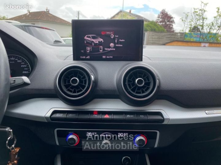 Audi Q2 15 35 TFSI 150 ADVANCED S-TRONIC BVA - 19