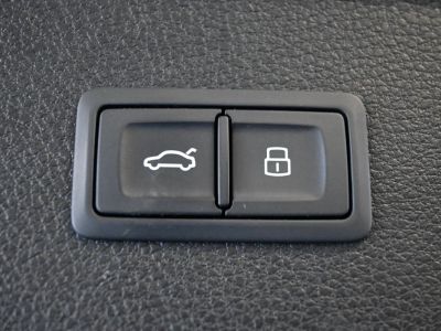 Audi Q5 20 TDI 150 Design   - 16