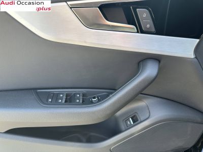 Audi A4 Avant 40 TDI 190 S tronic 7 S line   - 12