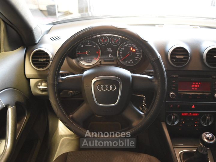 Audi A3 CABRIOLET 16 TDI 105 DPF S Line - 14