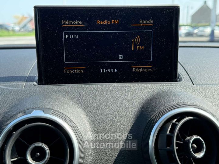 Audi A3 Sportback 16 TDi- S line 1er propriétaire - 13