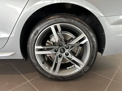 Audi A4 Avant 40 TDI 204 S tronic 7 Avus   - 7