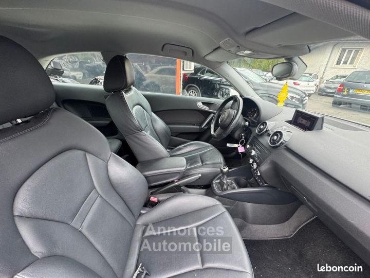 Audi A1 16 TDI 105CH FAP AMBITION - 4