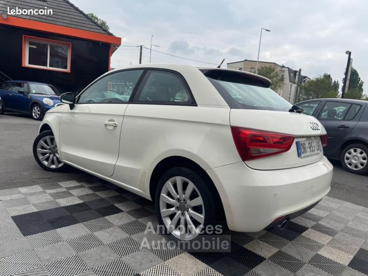 Audi A1 16 TDI 105CH FAP AMBITION - 5