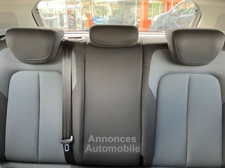 Audi Q2 14 TFSI 150 S-TRONIC DESIGN GPS Attelage - 13