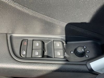 Audi Q2 14 TFSI 150 S-TRONIC DESIGN GPS Attelage   - 24