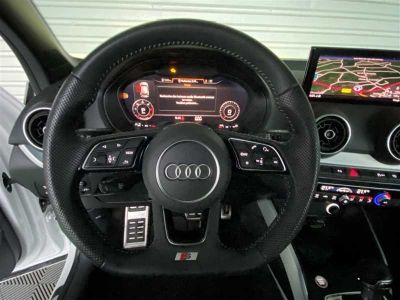 Audi Q2 30 TDI 116 S tronic 7 Midnight Series   - 12