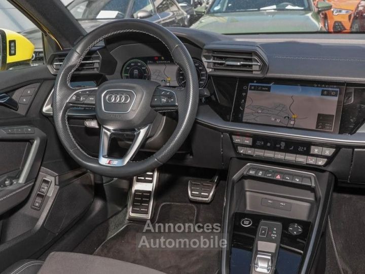 Audi A3 Sportback 45 TFSIe 245 S tronic 6 Competition - 9