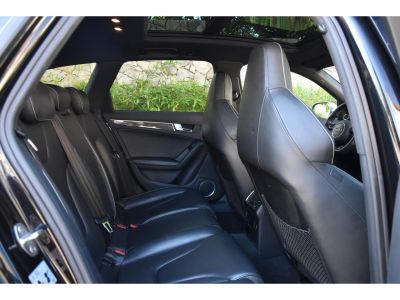 Audi RS4 Avant Quattro 42 V8 FSI - 450 - BV S-tronic AVANT 2012 BREAK   - 12