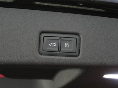 Audi Q5 TFSI 204 ch Hybride S tronic 7 Quattro S line   - 8