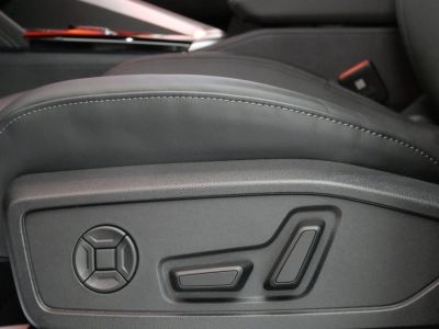 Audi Q5 TFSI 204 ch Hybride S tronic 7 Quattro S line   - 11