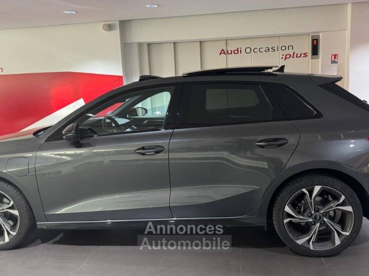 Audi A3 Sportback 40 TFSIe 204 S tronic 6 S Line - 3