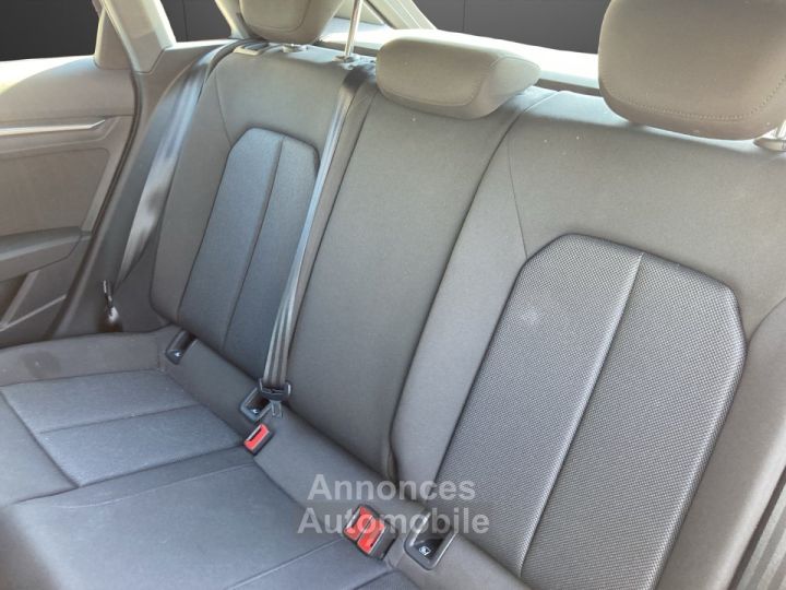 Audi A3 Sportback 35 TDI 150CH BUSINESS LINE S TRONIC 7 - 13