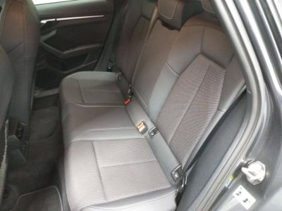 Audi A3 Sportback 35 TFSI Mild Hybrid 150 S tronic 7 S line   - 9