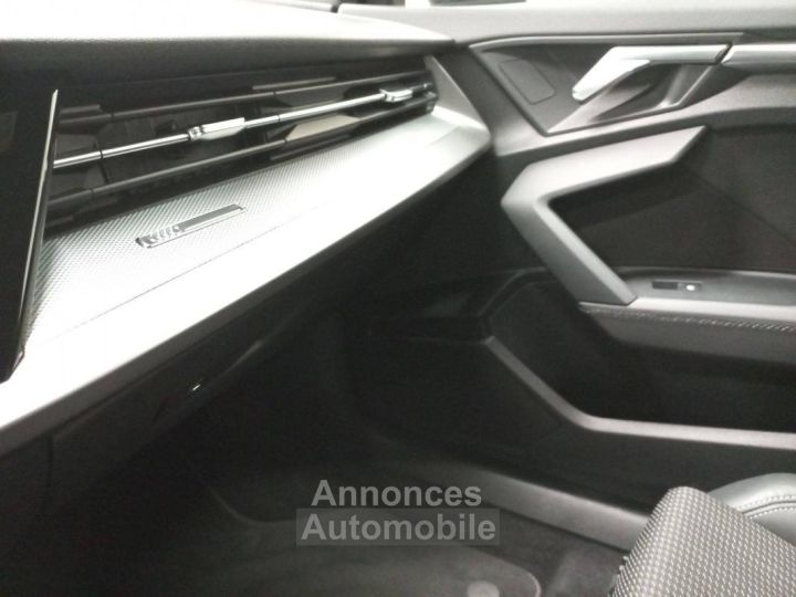 Audi A3 Sportback 35 TFSI Mild Hybrid 150 S tronic 7 S line - 24