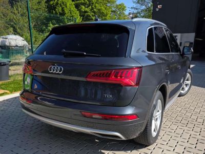 Audi Q5 20 TDI   - 8
