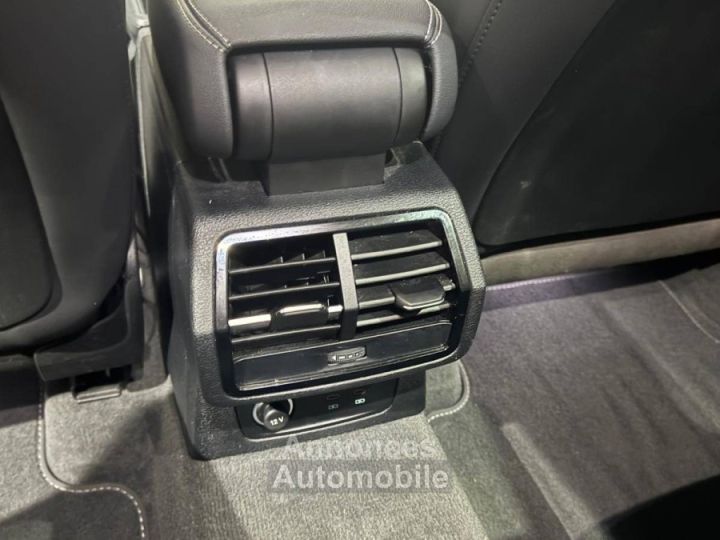 Audi Q3 45 TFSIe 245 ch S tronic 6 S line - 11