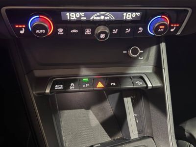 Audi Q3 45 TFSIe 245 ch S tronic 6 S line   - 16