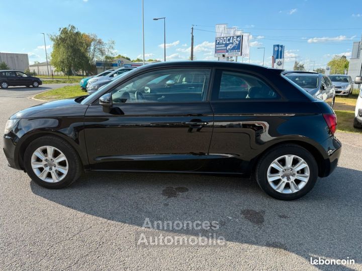 Audi A1 16 tdi 90 ambiente - 4