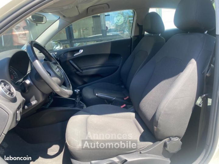 Audi A1 12 TFSI 86 AMBIENTE - 11