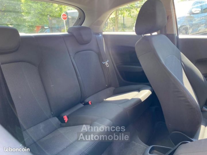 Audi A1 12 TFSI 86 AMBIENTE - 13