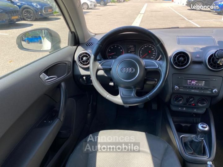 Audi A1 12 TFSI 86 AMBIENTE - 15