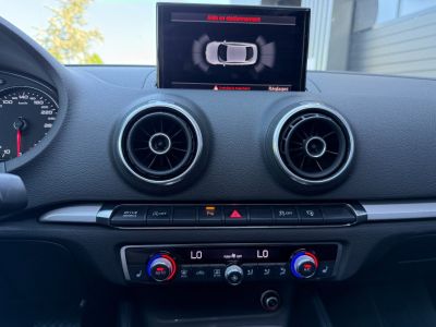 Audi A3 berline 20 tdi 150 s line tronic 6 avec toit ouvrant ges chauffants radar avant re gps   - 14