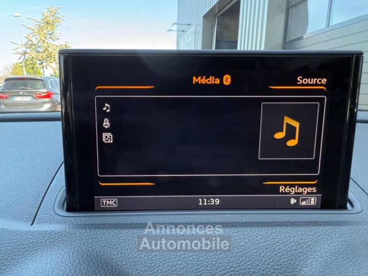 Audi A3 berline 20 tdi 150 s line tronic 6 avec toit ouvrant ges chauffants radar avant re gps - 23