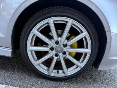Audi A3 berline 20 tdi 150 s line tronic 6 avec toit ouvrant ges chauffants radar avant re gps   - 30